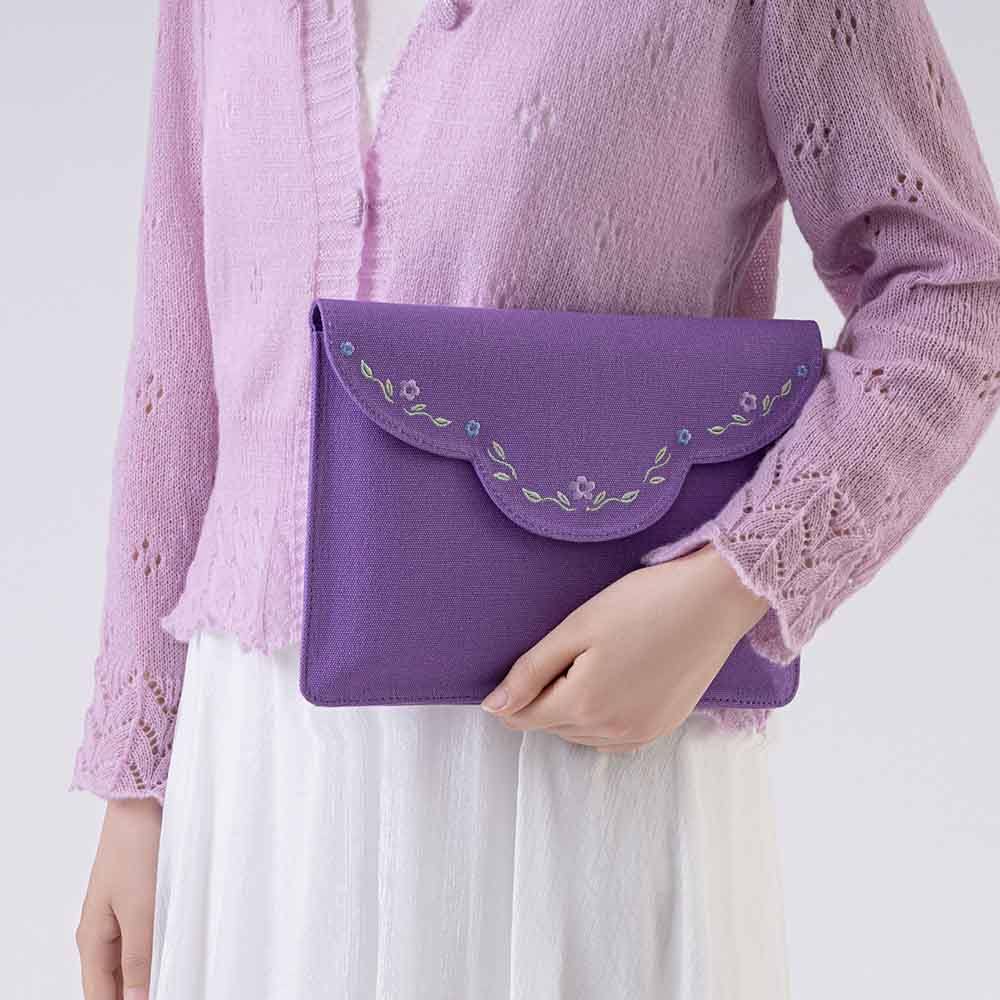 Tsuki ‘Enchanted Garden’ Notebook Pouch ☾