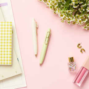 uniball™ One P Retractable Gel Pens, Yogurt and La France Colors with Gold Clips